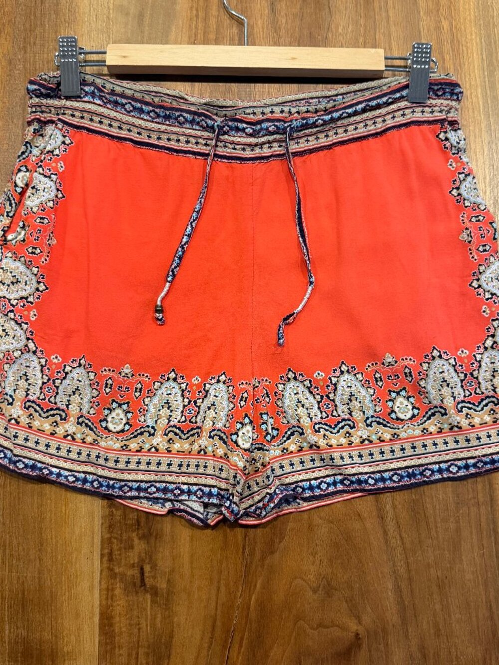 Hei Hei red print shorts, sz XS